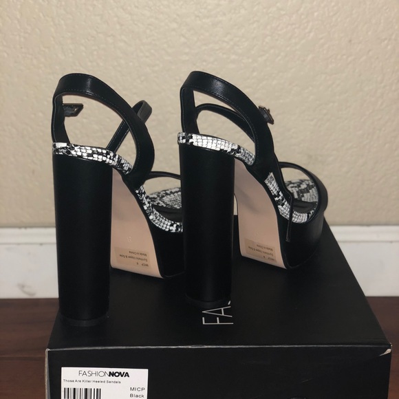 Killer heeled sandals - Picture 3 of 3